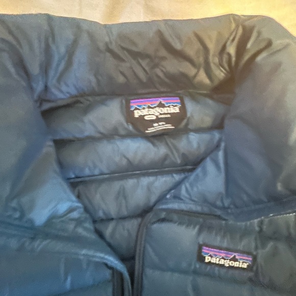 Patagonia Down Sweater Jacket - Picture 2 of 3